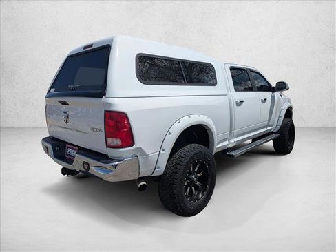 Used 2017 RAM 2500 SLT AWD/4WD image 5
