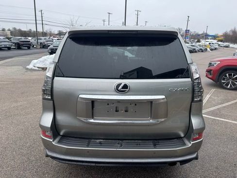 Used 2023 Lexus GX 460 Premium w/ Accessory Package AWD/4WD image 11