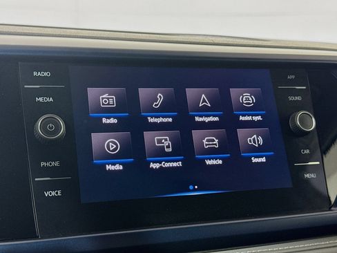 Certified 2024 Volkswagen Taos SE AWD/4WD image 16