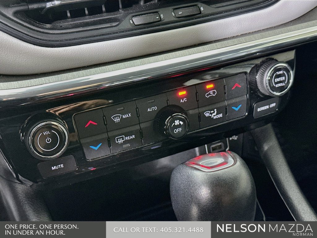 Used 2022 Jeep Compass Limited AWD/4WD image 17