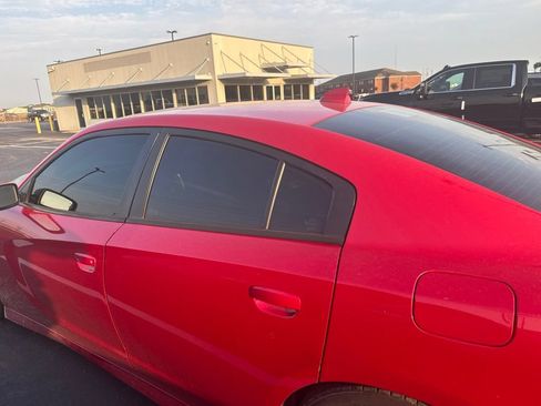 Used 2016 Dodge Charger R/T Scat Pack w/ Technology Group RWD image 9