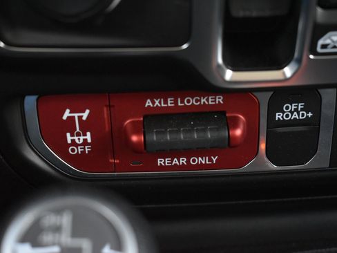 Used 2026 Jeep Wrangler Unlimited Sport AWD/4WD image 29