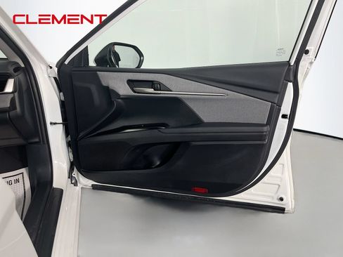 Used 2025 Toyota Camry LE w/ Convenience Package FWD image 34