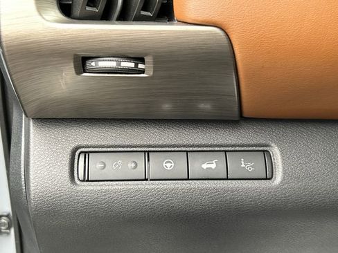 Certified 2023 Nissan Pathfinder Platinum AWD/4WD image 22