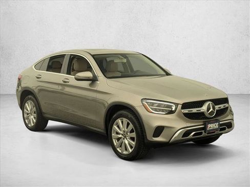 Used 2020 Mercedes-Benz GLC 300 4MATIC Coupe image 3