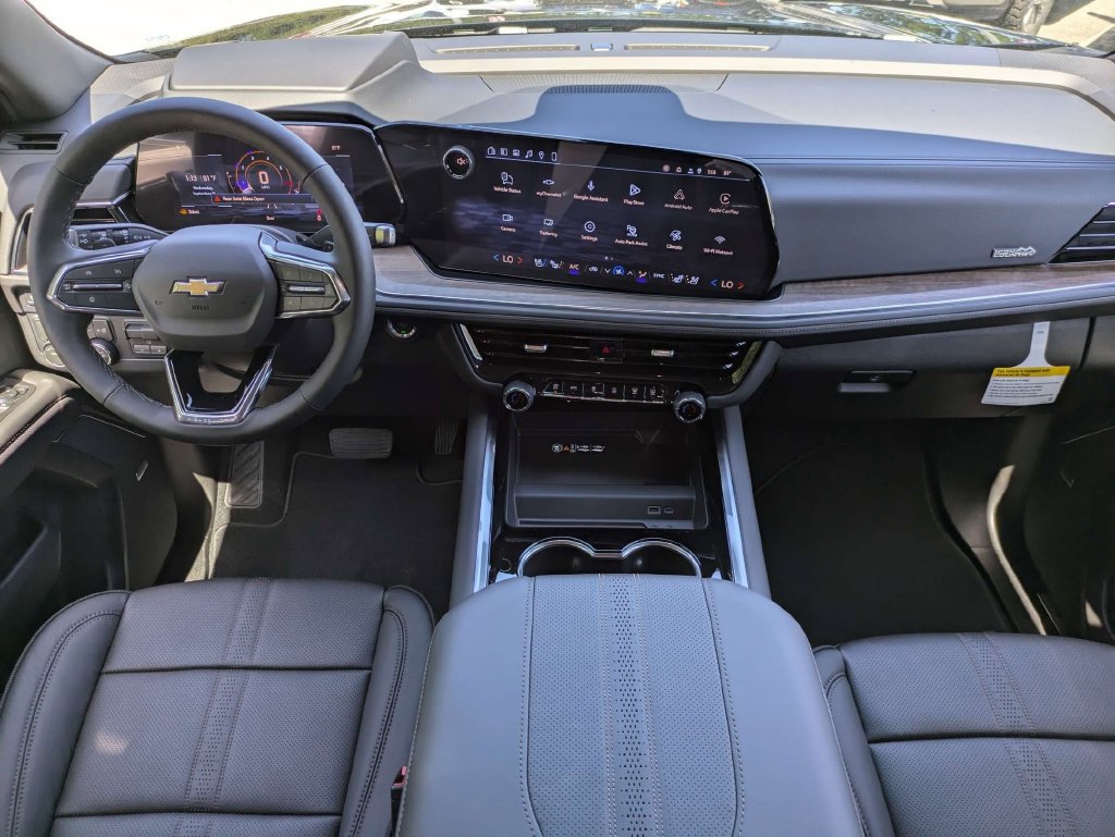 New 2026 Chevrolet Tahoe High Country w/ Sun And Tow Package RWD image 18
