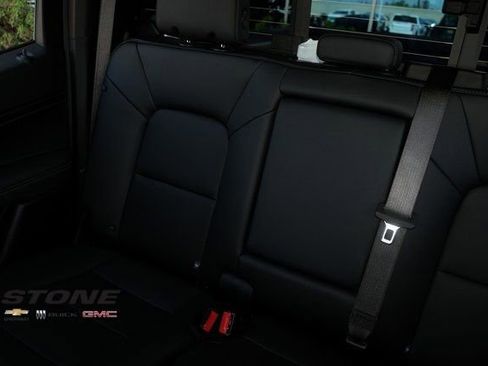 Used 2025 Chevrolet Colorado LT w/ LT Convenience Package AWD/4WD image 15