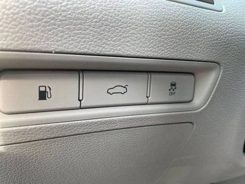 Used 2018 Hyundai Sonata SE FWD image 17