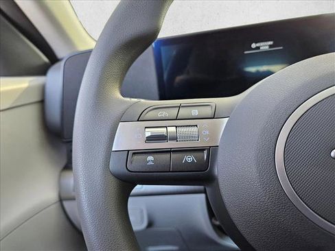 New 2026 Hyundai Kona SE image 16