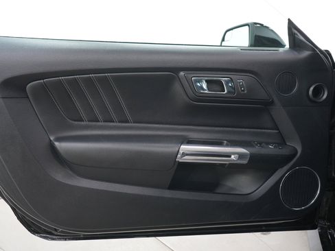 Used 2016 Ford Mustang GT Premium RWD image 13