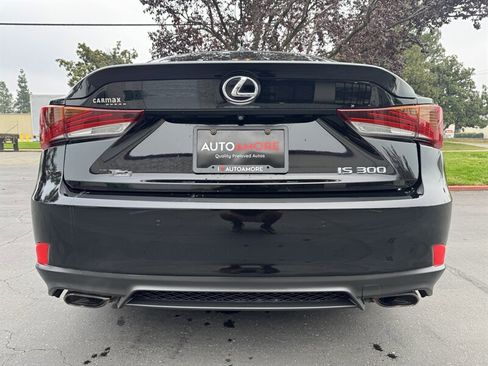 Used 2019 Lexus IS 300 F Sport image 11
