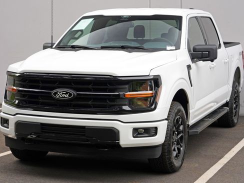 Used 2024 Ford F150 XLT w/ XLT Black Appearance Package AWD/4WD image 49