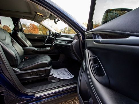 Used 2022 INFINITI QX60 Sensory w/ Cargo Package image 18