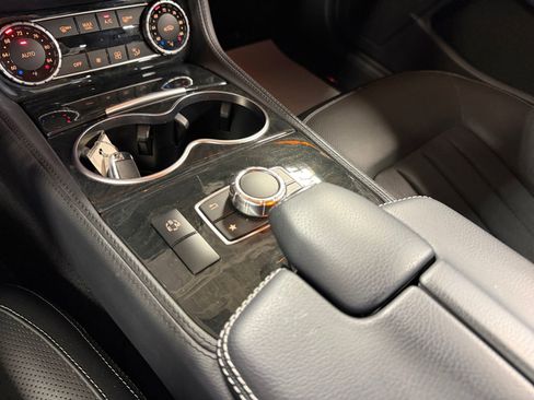 Used 2016 Mercedes-Benz CLS 400 4MATIC image 34