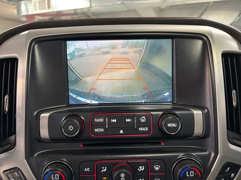 Used 2016 GMC Sierra 2500 SLT w/ Duramax Plus Package AWD/4WD image 31