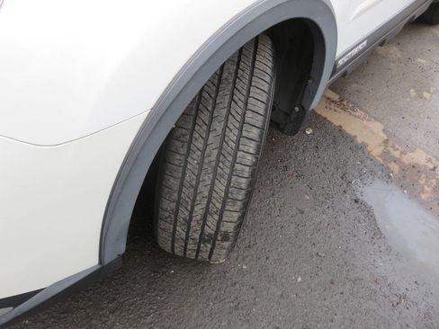 Used 2012 Subaru Outback 2.5i Limited w/ Moonroof Pkg image 28