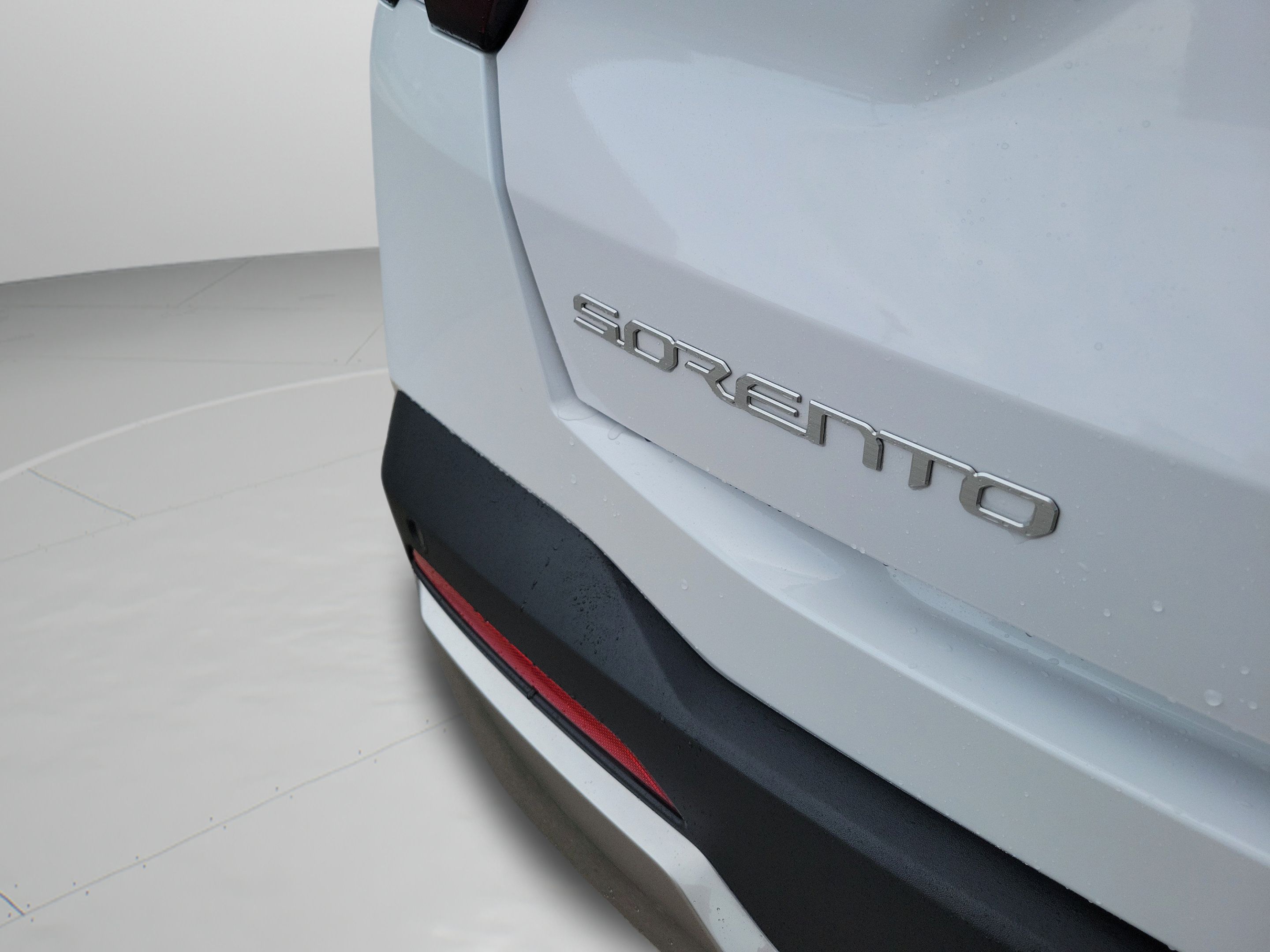 Certified 2026 Kia Sorento SX FWD image 32
