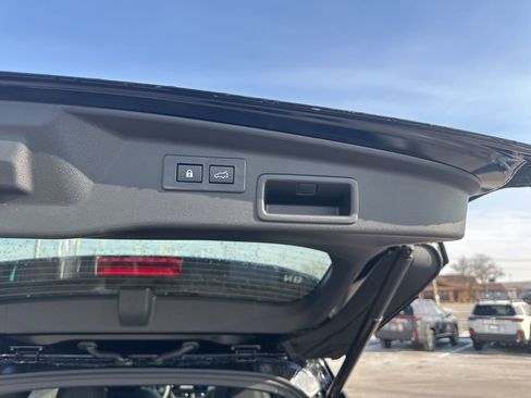 New 2026 Subaru Outback Touring XT image 30