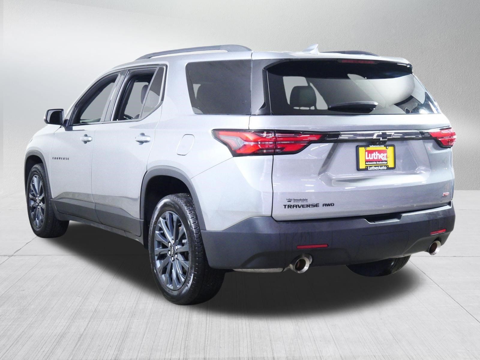 Used 2023 Chevrolet Traverse RS AWD/4WD image 5