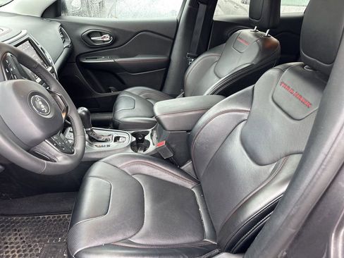 Used 2022 Jeep Cherokee Trailhawk w/ Sound & Nav Group image 10