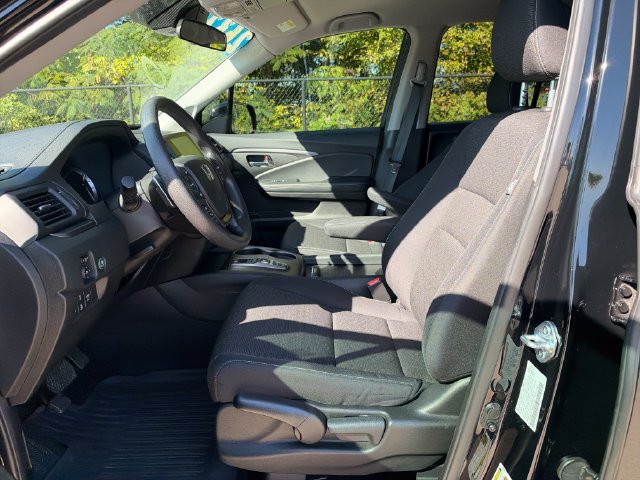 Used 2021 Honda Ridgeline Sport image 11