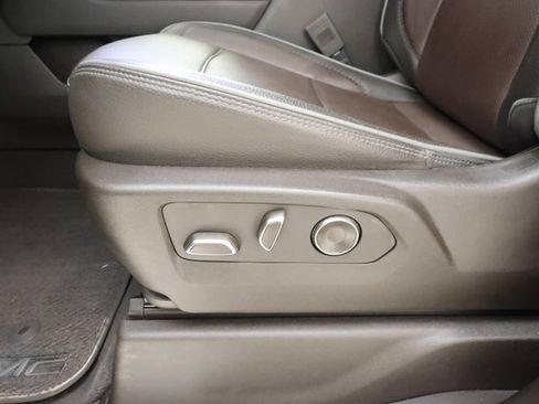 Used 2024 GMC Sierra 2500 Denali w/ Denali Reserve Package image 10