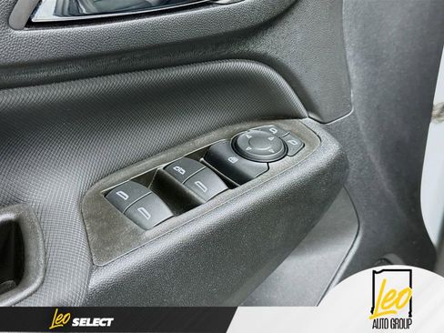 Used 2022 Chevrolet Equinox RS w/ RS Leather Package image 18