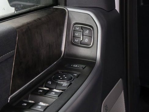 Used 2024 Ford F250 Lariat w/ Lariat Ultimate Package image 24