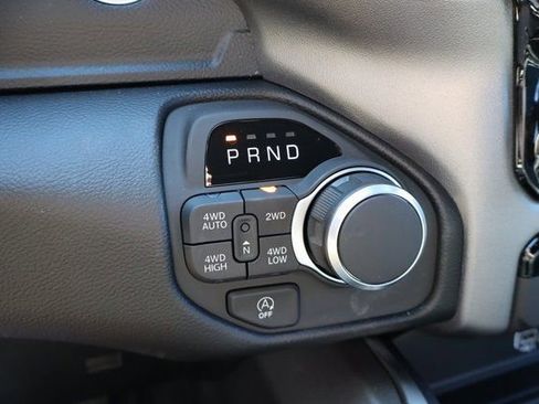 New 2026 RAM 1500 Big Horn AWD/4WD image 18