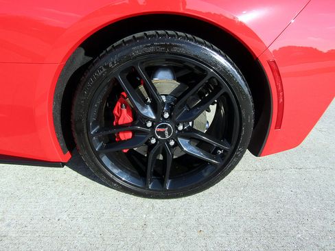 Used 2014 Chevrolet Corvette Stingray Coupe w/ 2LT Preferred Equipment Group image 24