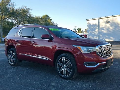 Used 2019 GMC Acadia Denali w/ Technology Package image 2