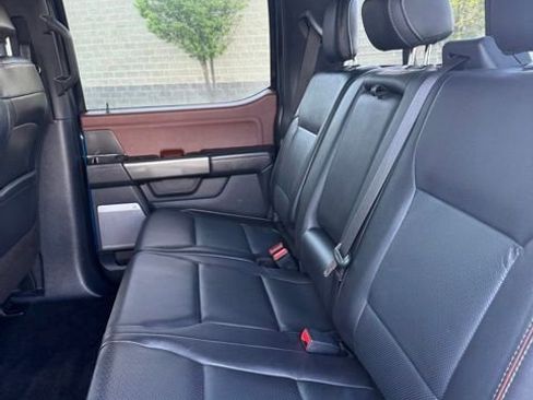 Used 2022 Ford F150 Lariat w/ Equipment Group 502A High AWD/4WD image 32