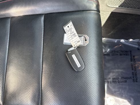 Used 2024 Dodge Durango GT AWD/4WD image 37