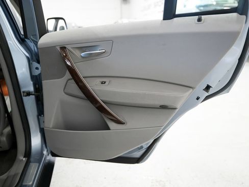 Used 2005 BMW X3 3.0i AWD/4WD image 32