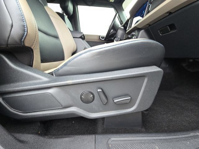 Used 2024 Ford Bronco Wildtrak AWD/4WD image 19