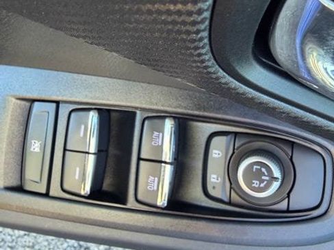 Certified 2025 Subaru Crosstrek 2.5i Limited AWD/4WD image 18