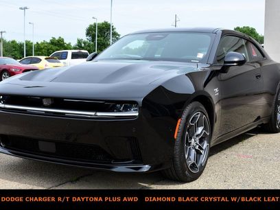 New 2025 Dodge Charger R/T w/ Plus Group