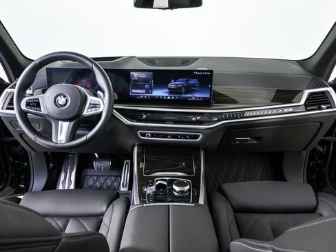 Used 2024 BMW X5 xDrive40i w/ M Sport Package image 19