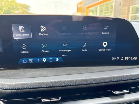 Used 2025 Cadillac XT4 Sport AWD/4WD image 36