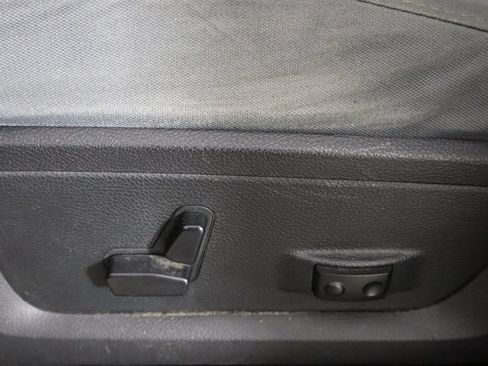 Used 2013 RAM 1500 Classic SLT RWD image 22