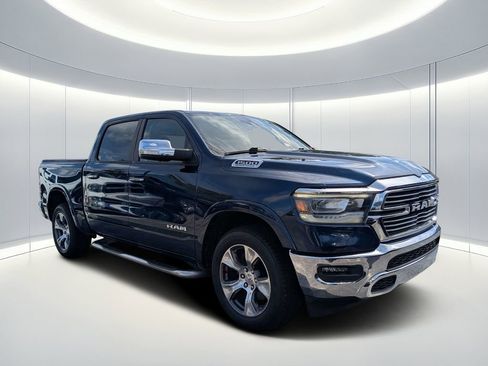 Used 2021 RAM 1500 Laramie AWD/4WD image 2