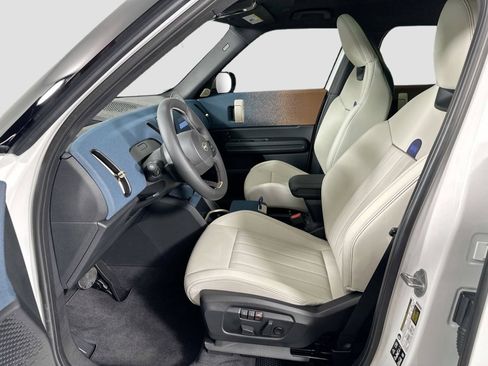 Certified 2025 MINI Cooper Countryman S w/ Comfort Package Max image 23