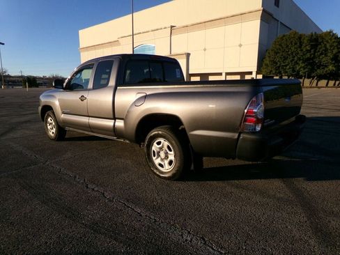 Used 2011 Toyota Tacoma 2WD Access Cab w/ Convenience Pkg image 6