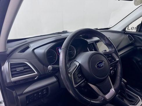 Used 2019 Subaru Forester Limited image 9