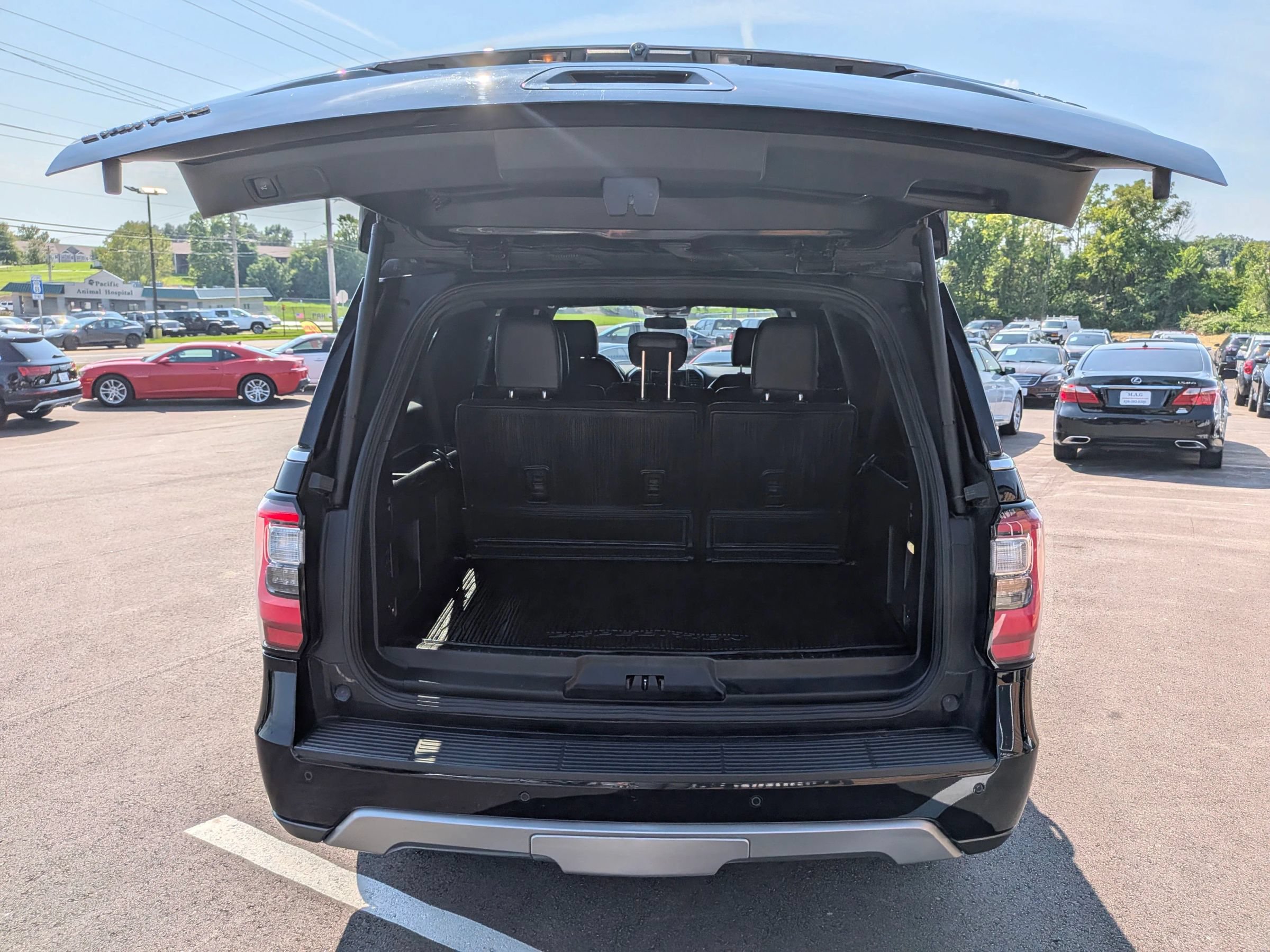 Used 2020 Ford Expedition Max Limited AWD/4WD image 39