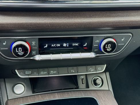 Used 2021 Audi Q5 2.0T Premium Plus w/ Premium Plus Package image 12