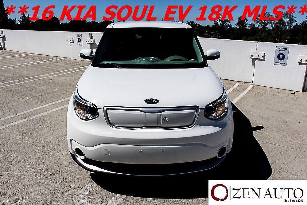 Used 2016 Kia Soul EV FWD image 37