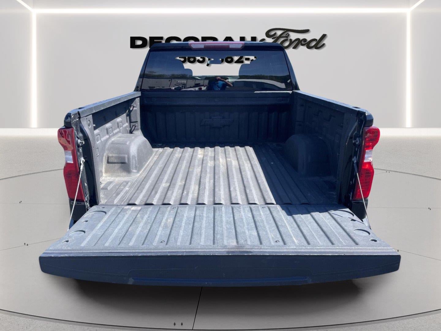 Used 2021 Chevrolet Silverado 1500 LT AWD/4WD image 10