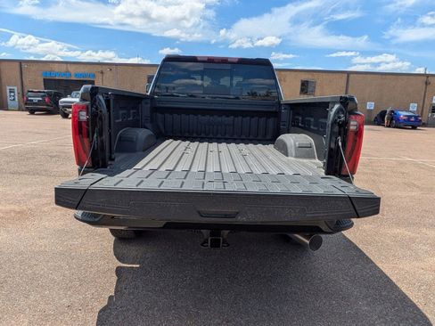New 2025 GMC Sierra 2500 Denali w/ Denali Reserve Package image 4
