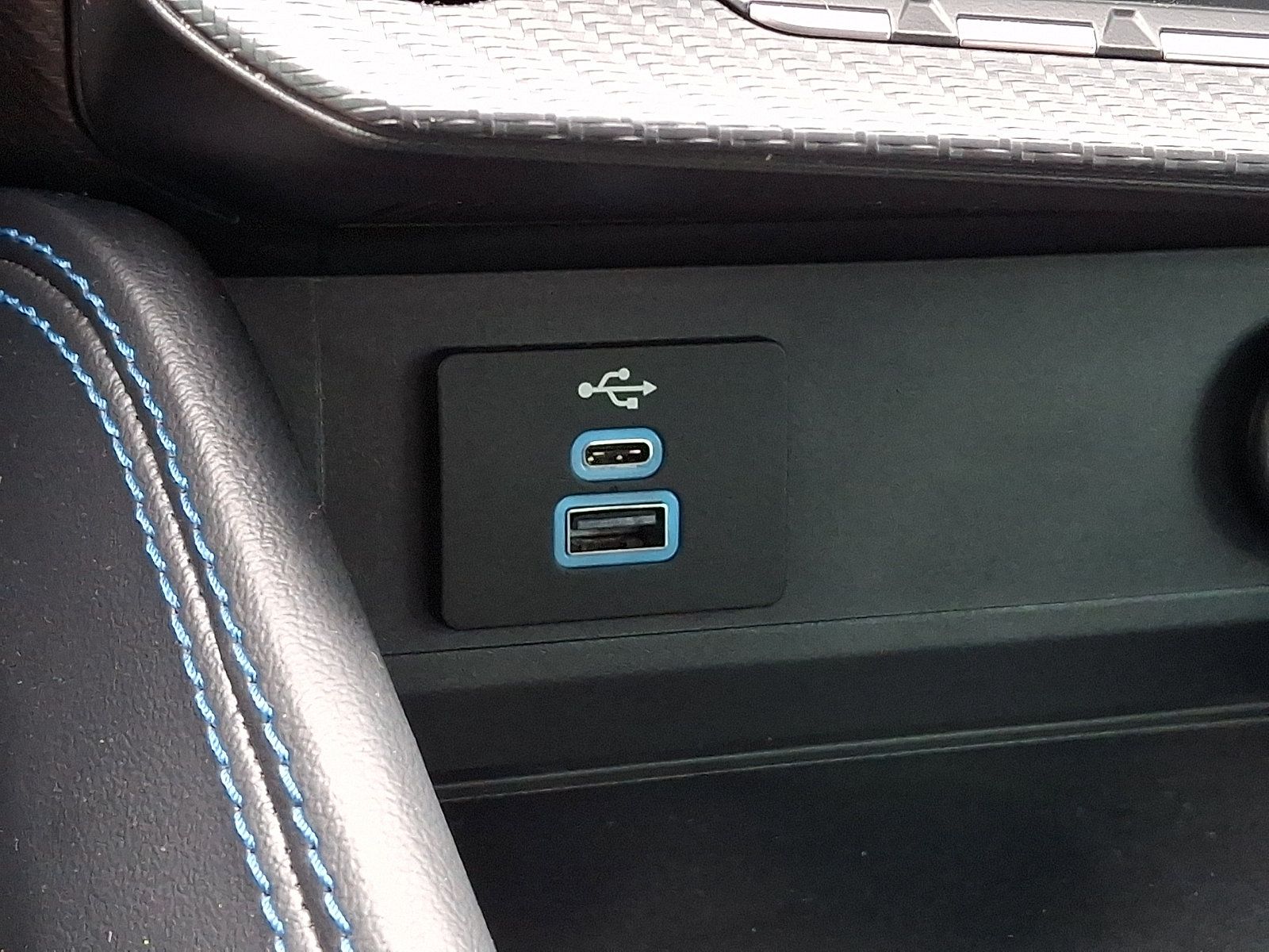 Certified 2025 Ford Mustang Dark Horse RWD image 29
